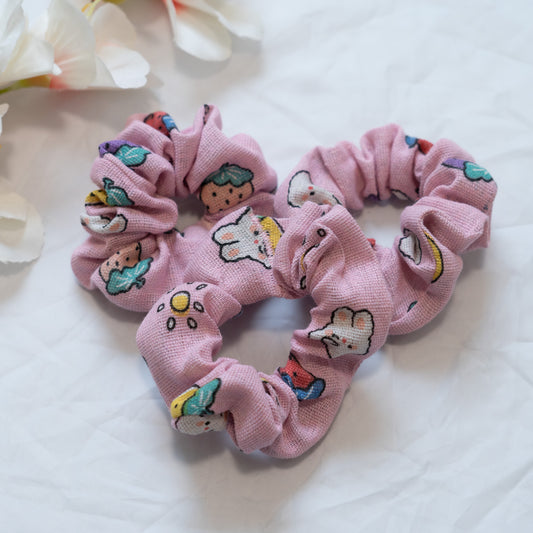 Bunny world | Strawberry Bunny Scrunchie Pink